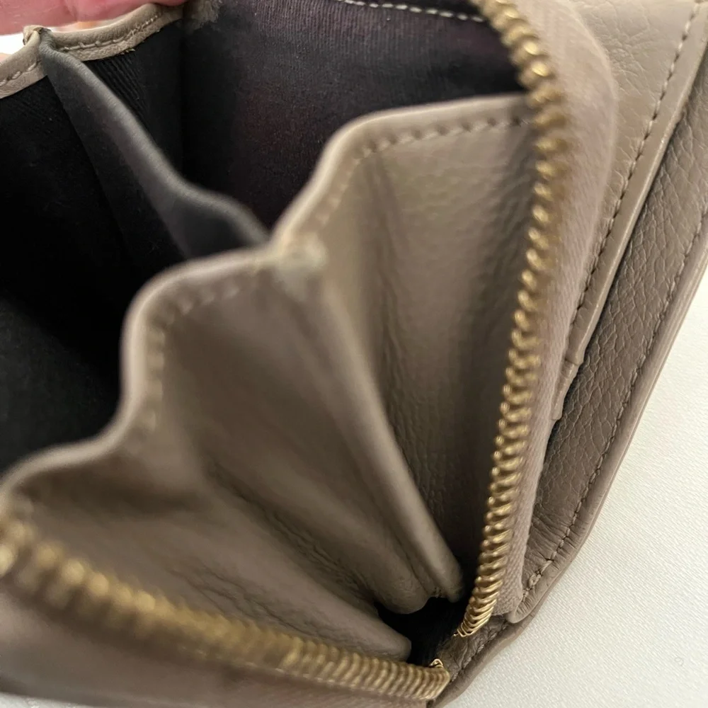 SEE by Chloe Wallet - Picture 10 of 11